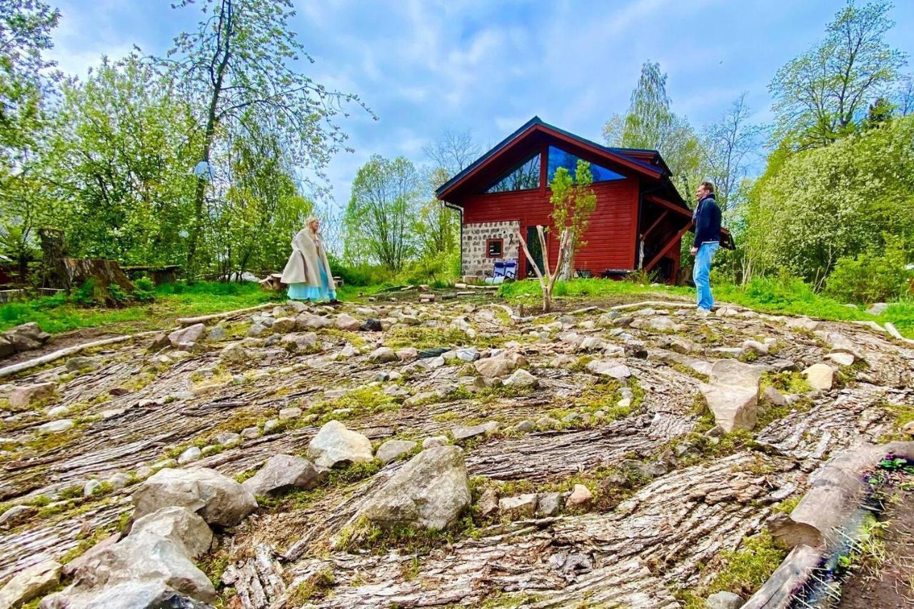 Romantic Spa Villa With Fireplace By The Lake Stjarnsund Exterior foto